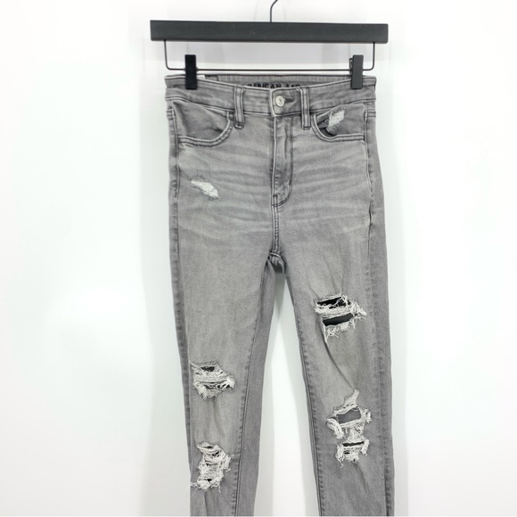 American Eagle Women Size 2 LONG Jeans Light Gray Distressed Pants Jegging Slim - Picture 2 of 8
